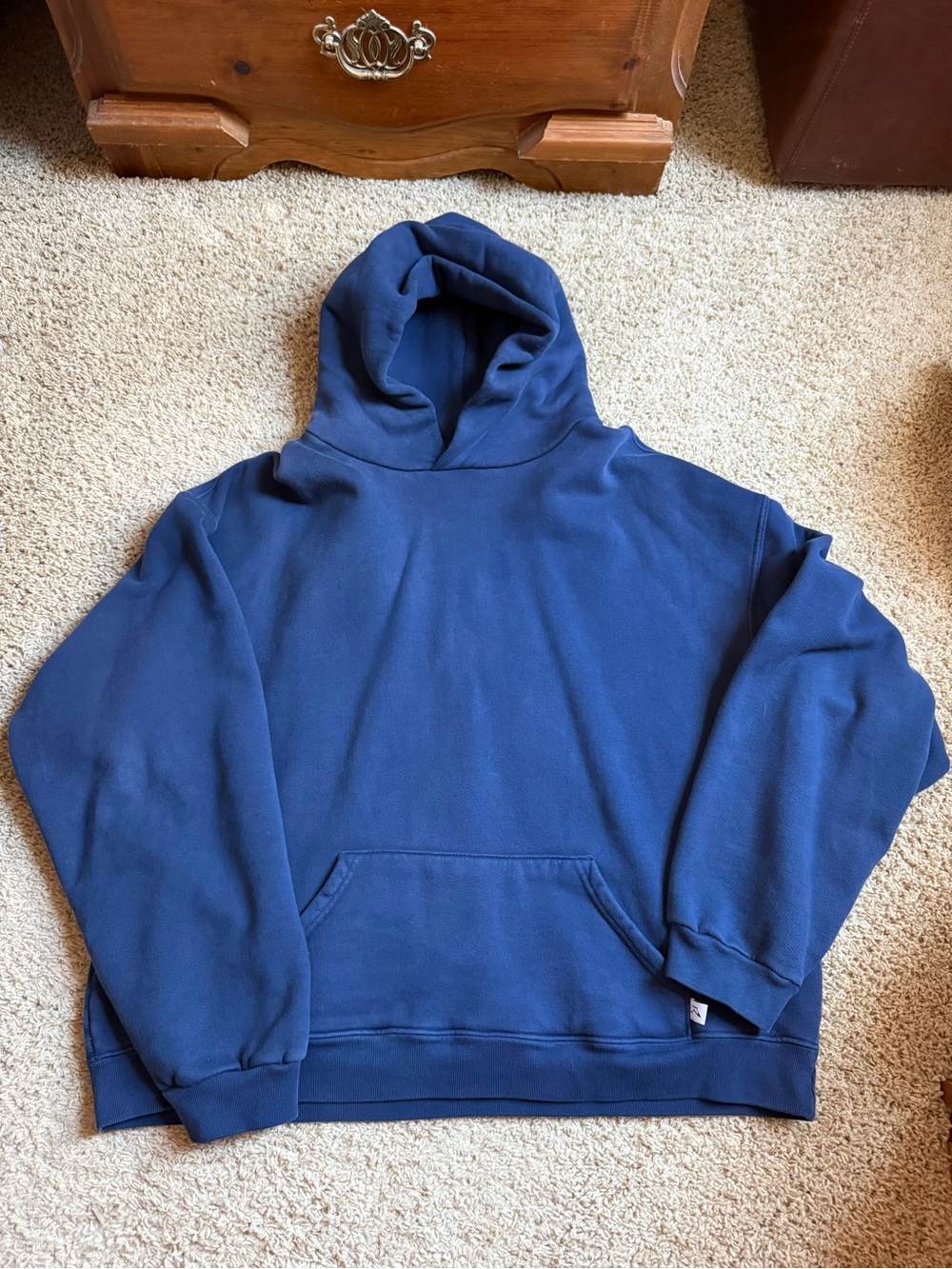 Akimbo Club Hoodie